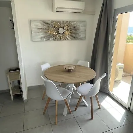 아파트 T2 Lumineux A Pied Terrasse Piscine 칸느